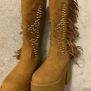 Y.R.U. Bad b fringe cowboy boots Tan